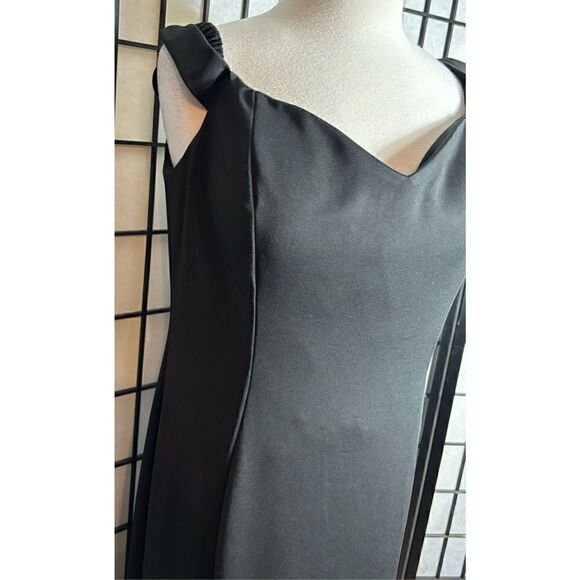 LA Merchandise Black Off the Shoulder Evening Dress - Picture 4 of 9